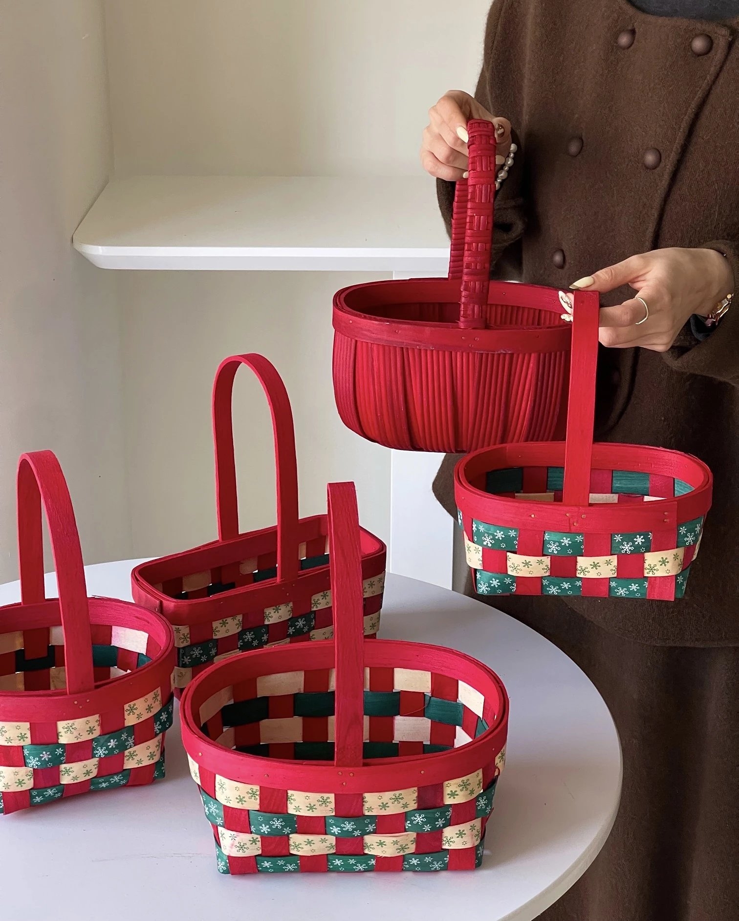 圣诞草莓手提雪花花篮