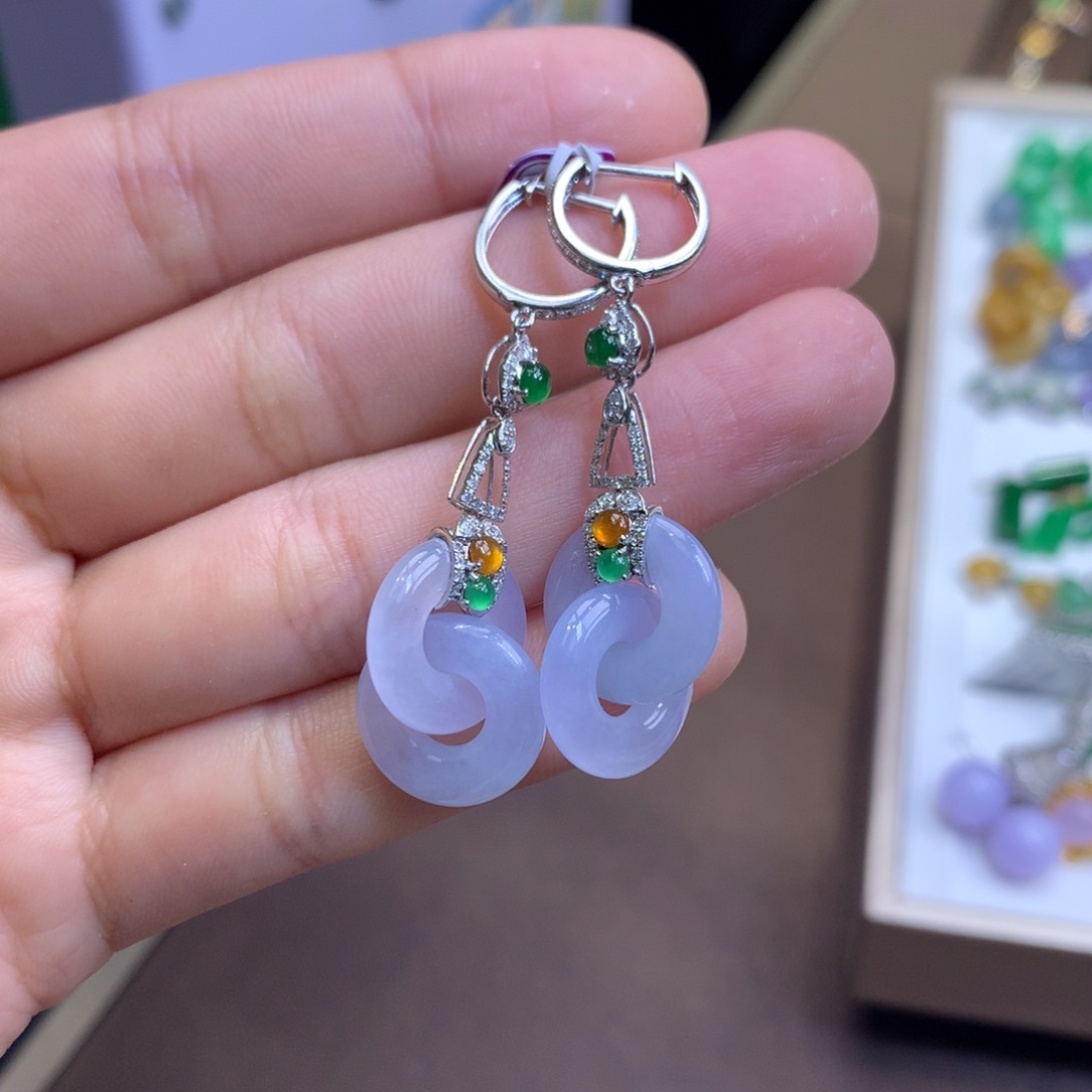 翡翠18K金镶嵌颈饰翡翠