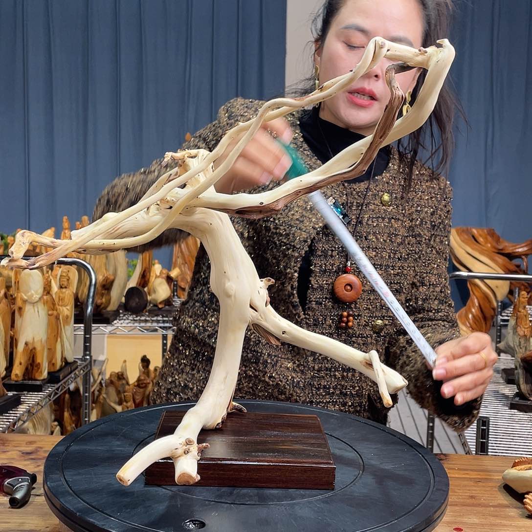 柏木（崖柏）随型艺术根雕