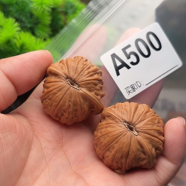 把件桃核铁锤人37