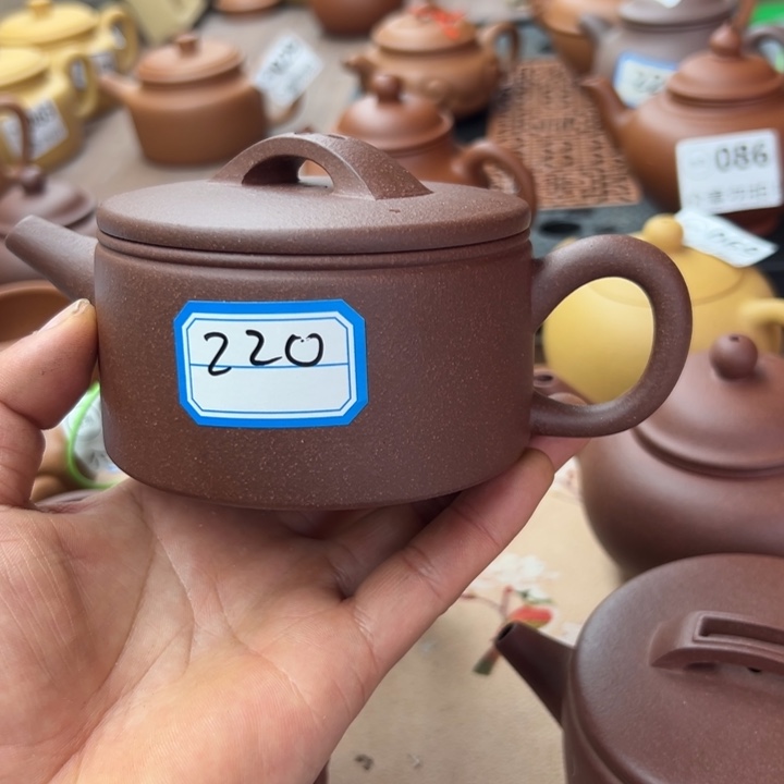 紫砂茶壶紫泥汉瓦220左右瑕疵不挑