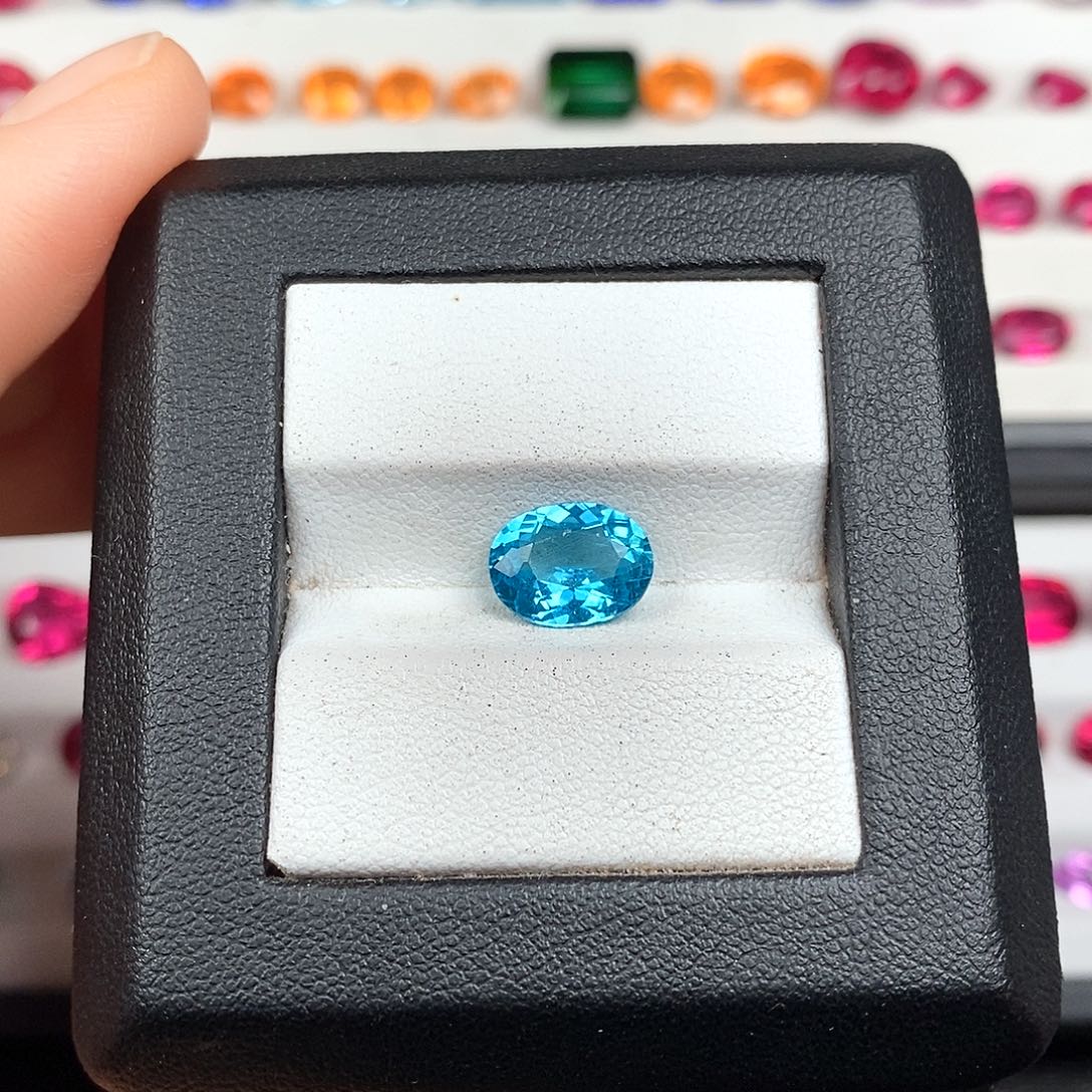 裸石未镶嵌磷灰石2.33ct