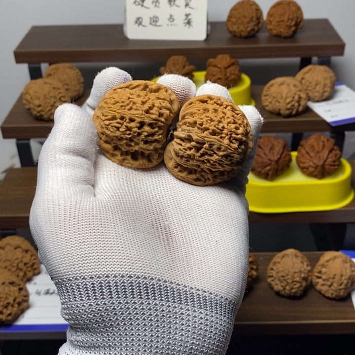 桃核吊坠45南疆球