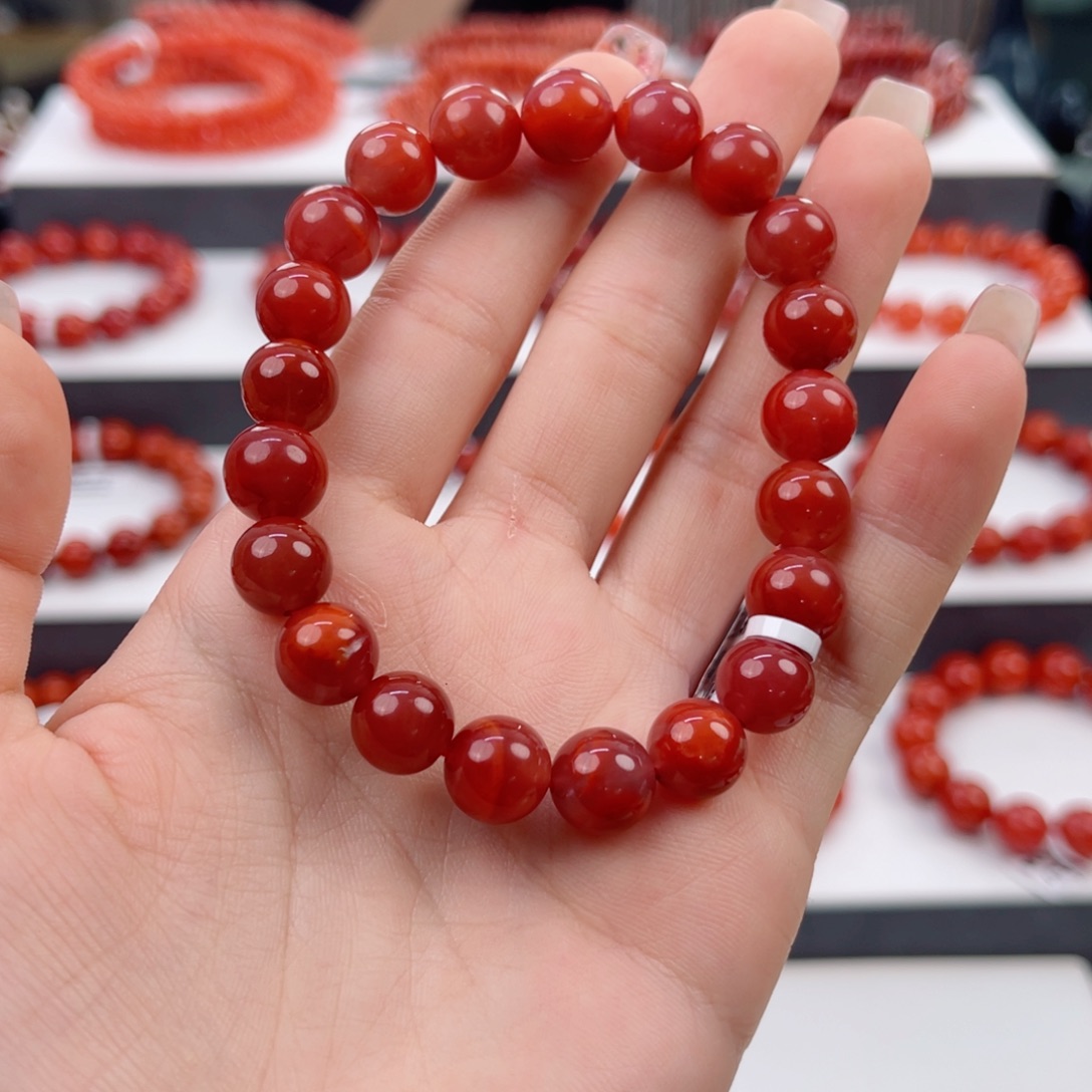 南红玛瑙瓦西牛血红9mm手串未镶嵌