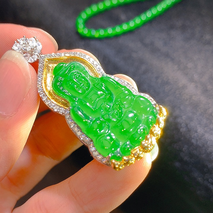 【闪购商品】翡翠颈饰未镶嵌翡翠