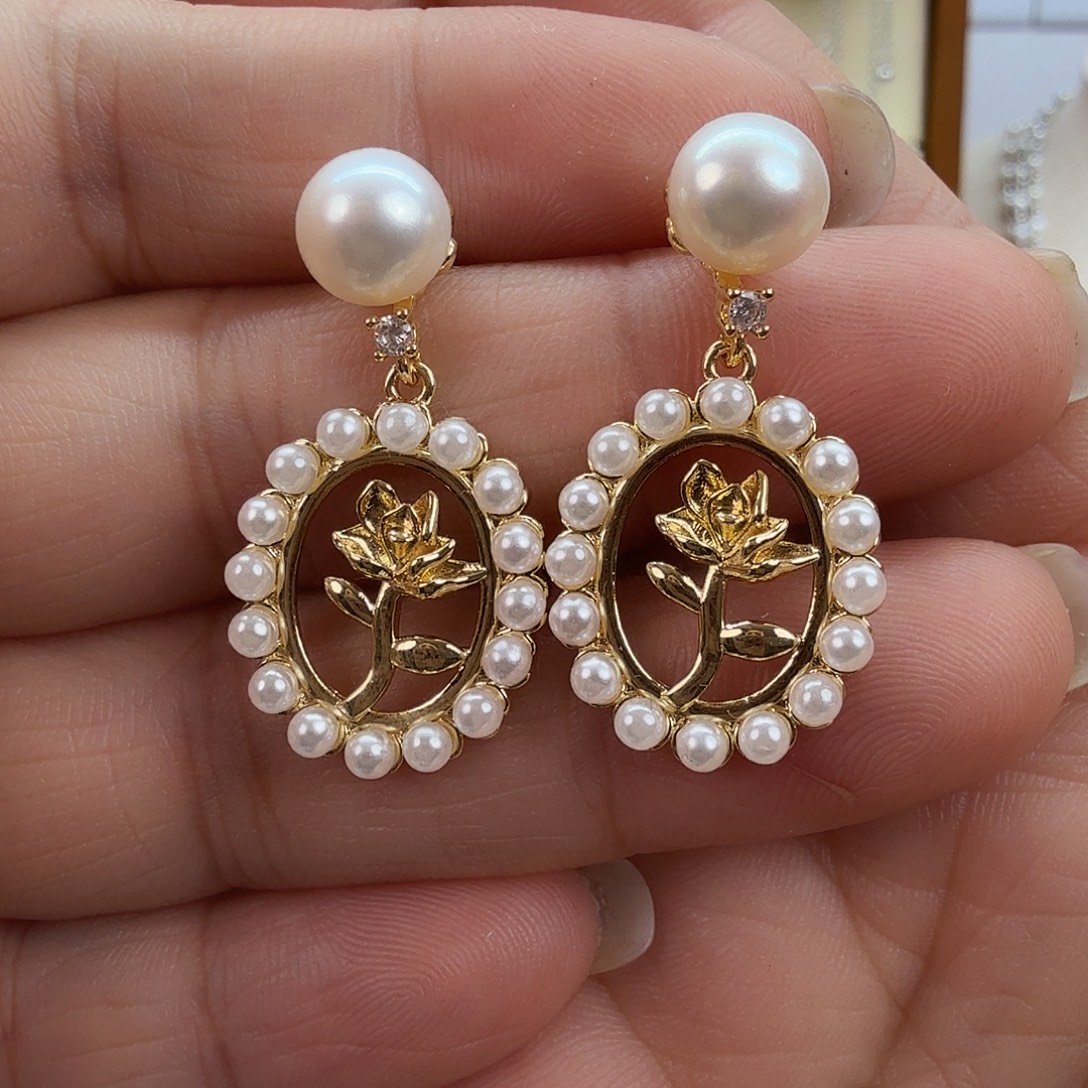 淡水珍珠未镶嵌耳饰