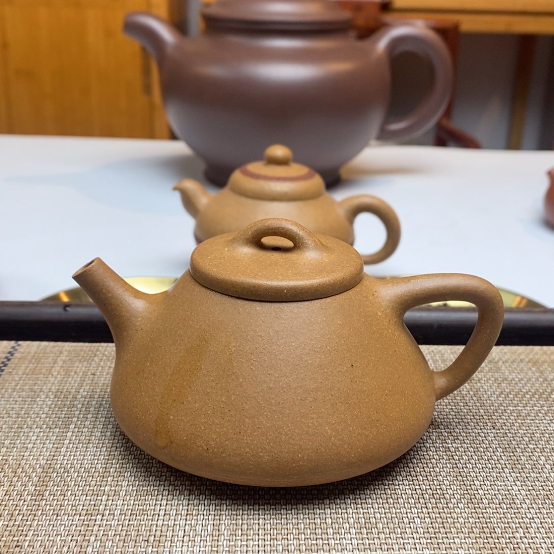 紫砂茶杯200毫升黄金段