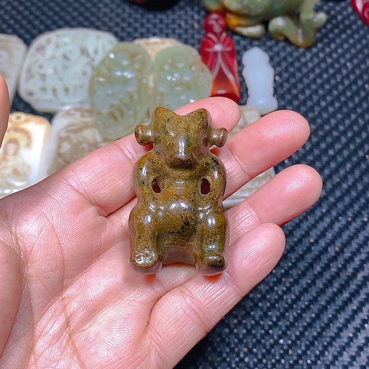未镶嵌手链和田玉（糖玉）