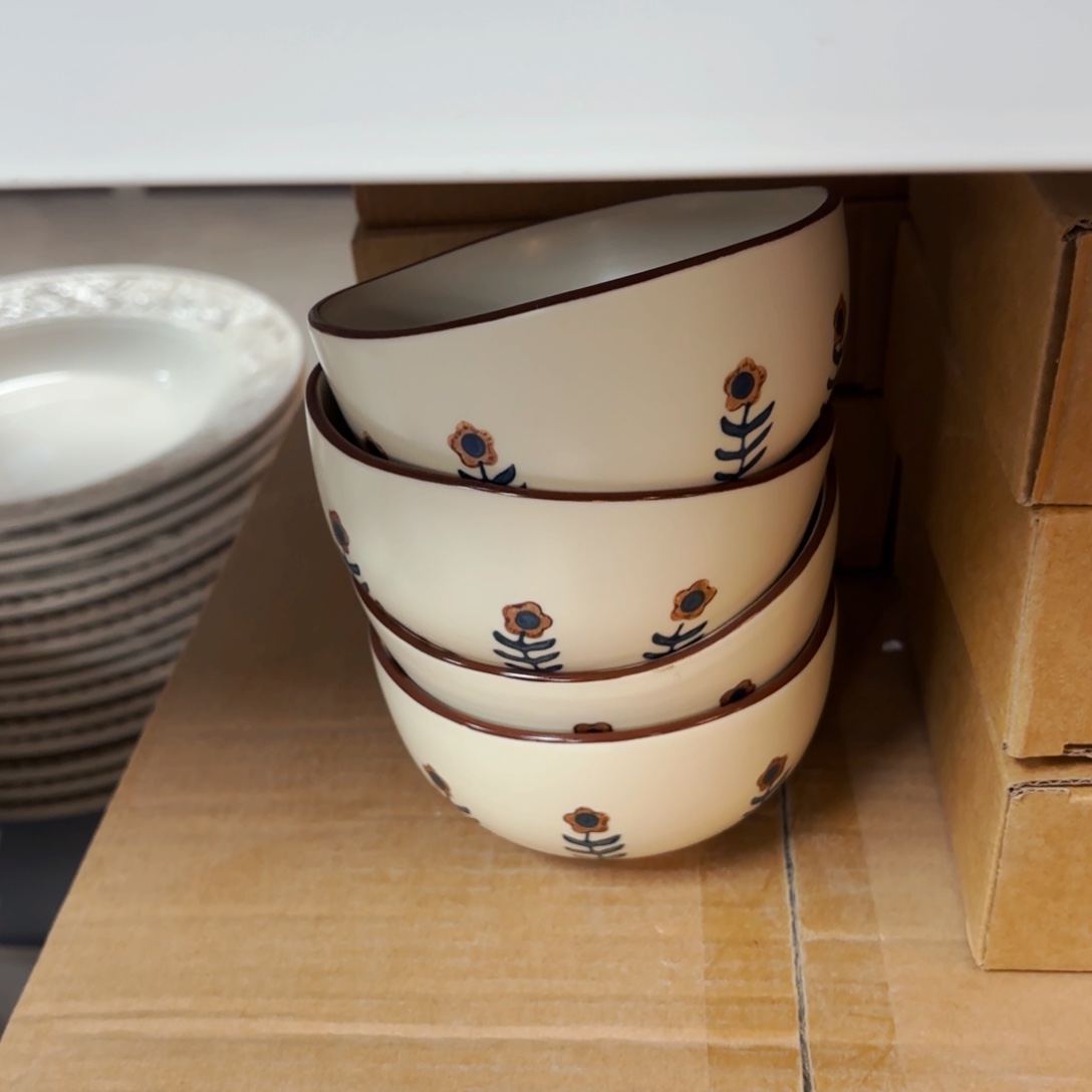 白瓷小花花米饭碗四个