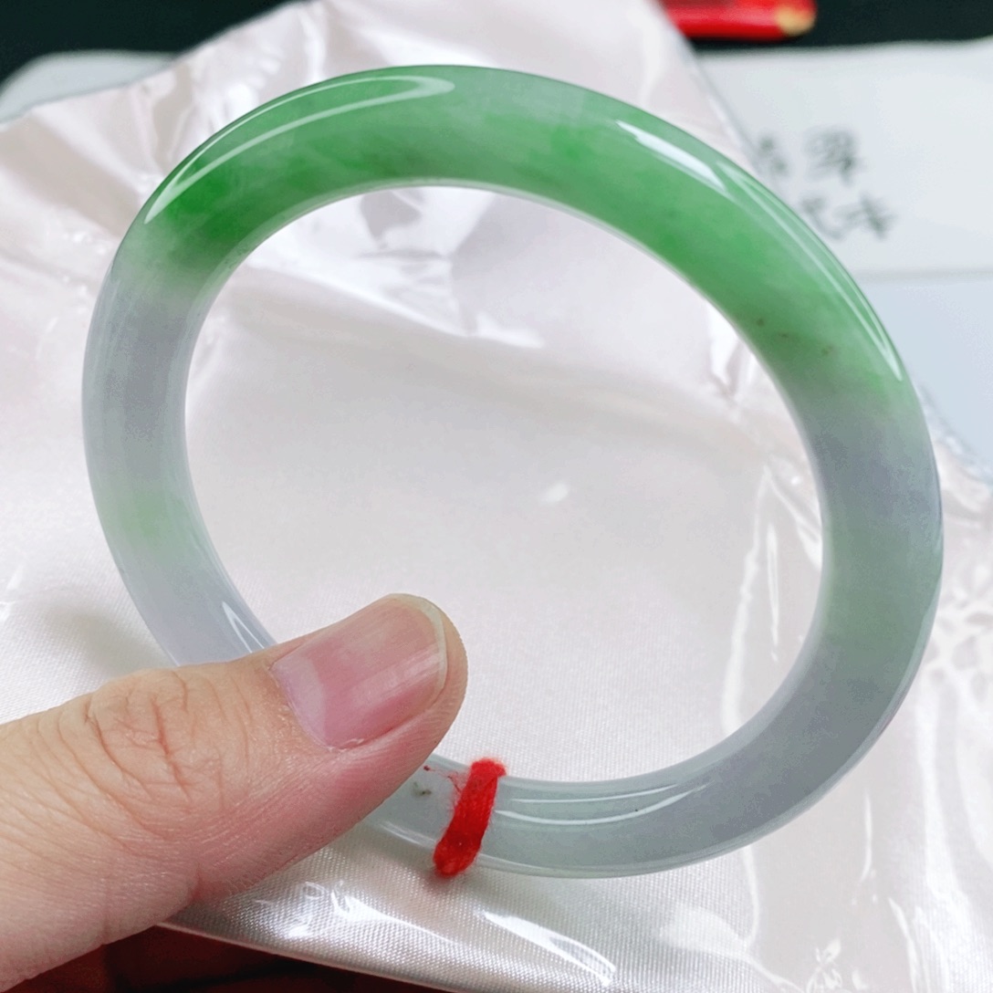 未镶嵌手镯翡翠57.8圈口圆条