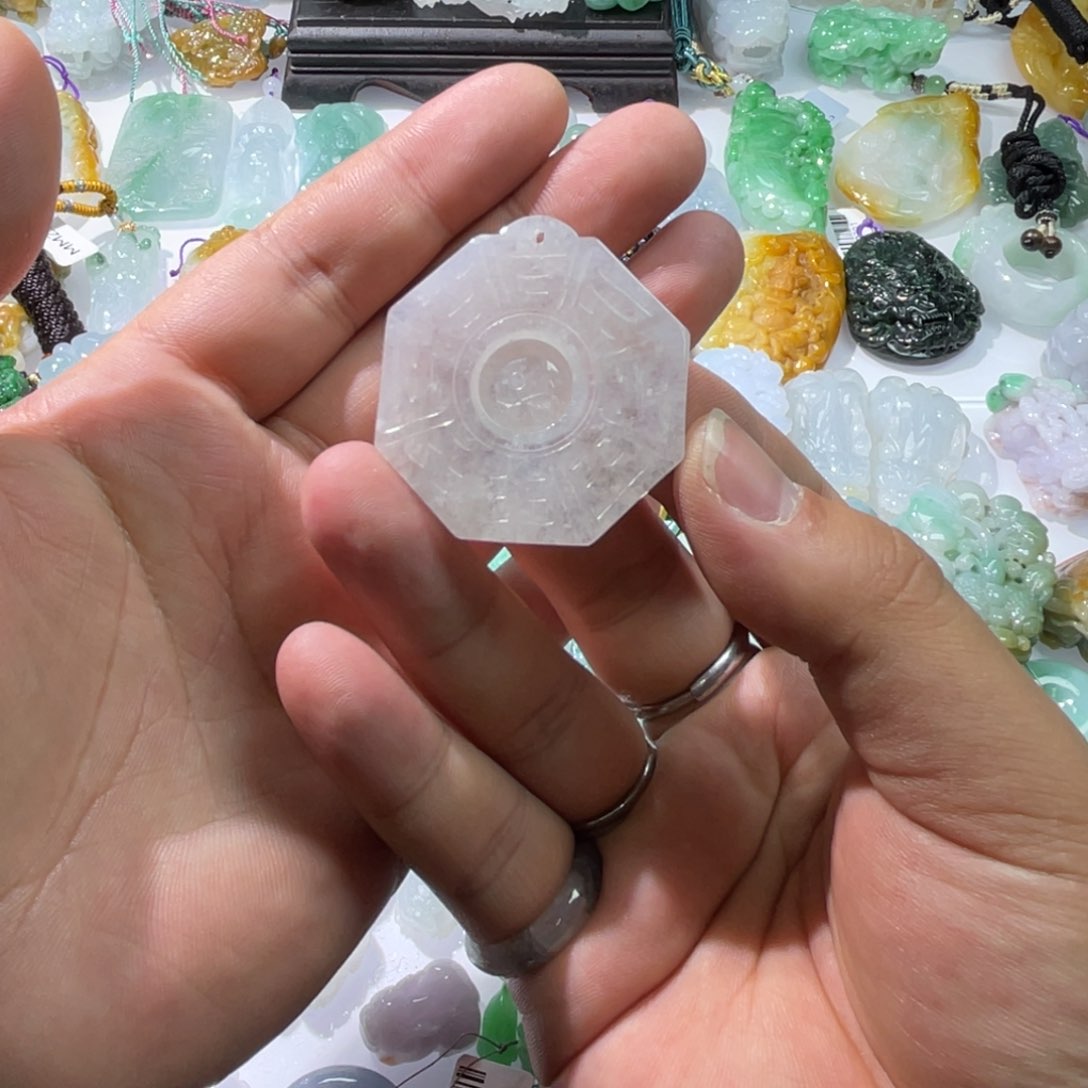 翡翠颈饰未镶嵌天然