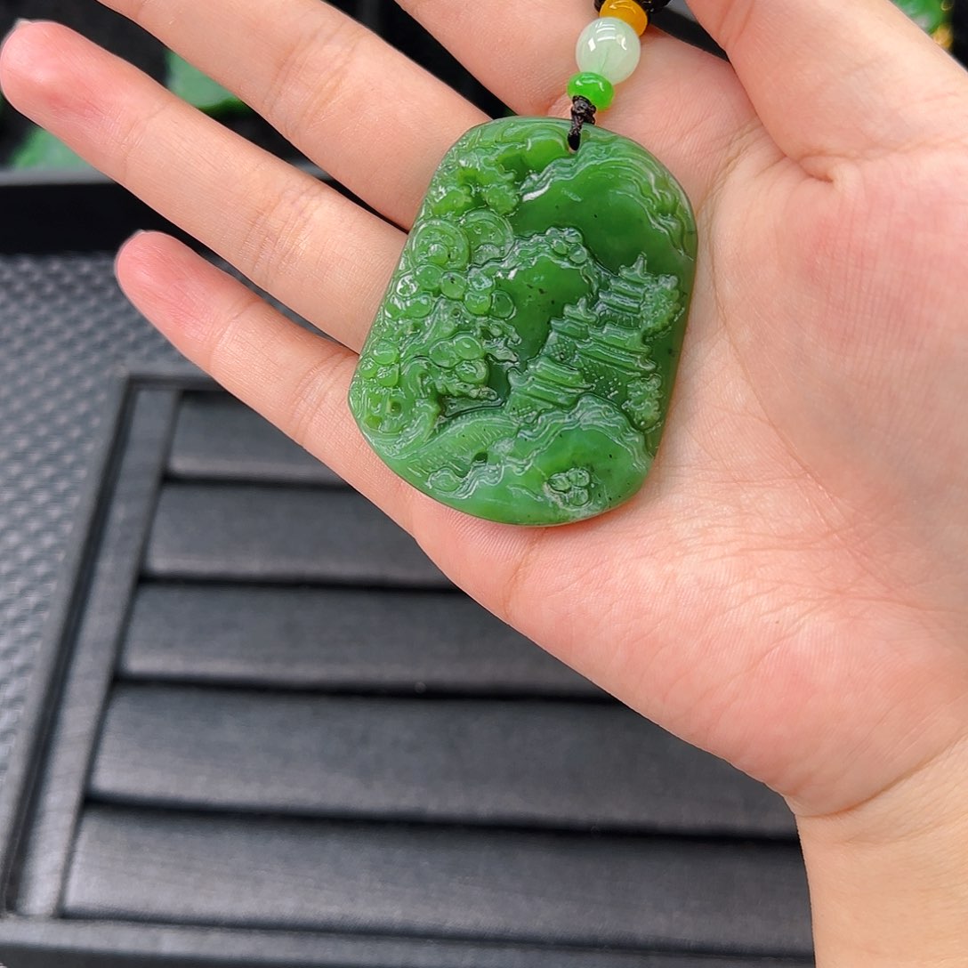 颈饰未镶嵌和田玉山水牌