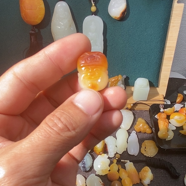 【闪购商品】和田玉挂件未镶嵌西****店