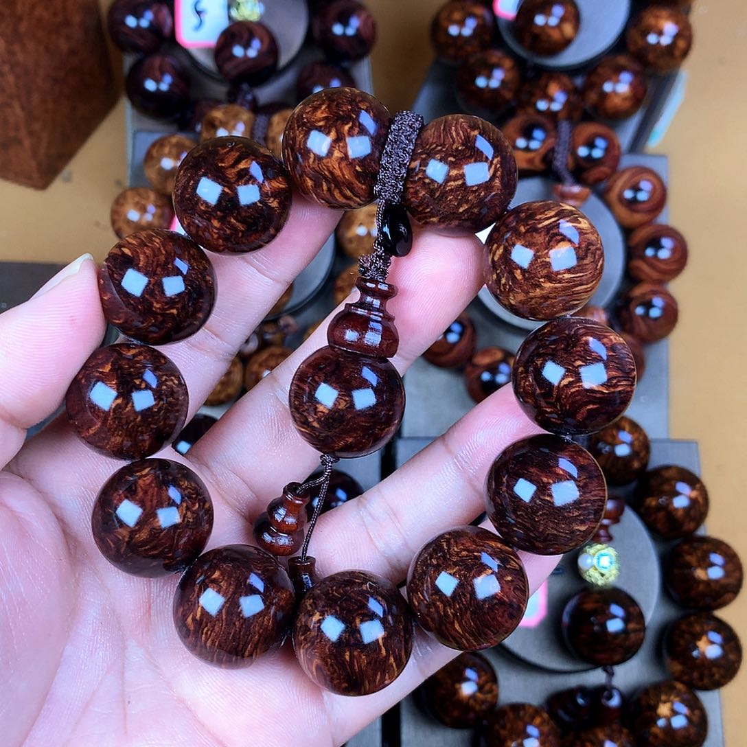 y***7黄花梨/降香黄檀2.0，