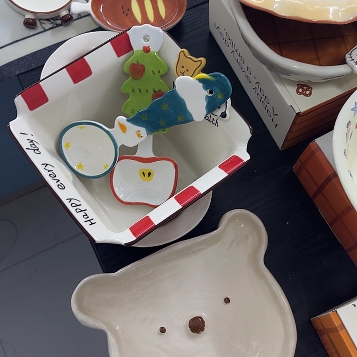 搪瓷红色大号，星空鸭，圣诞苹果，笑脸熊盘