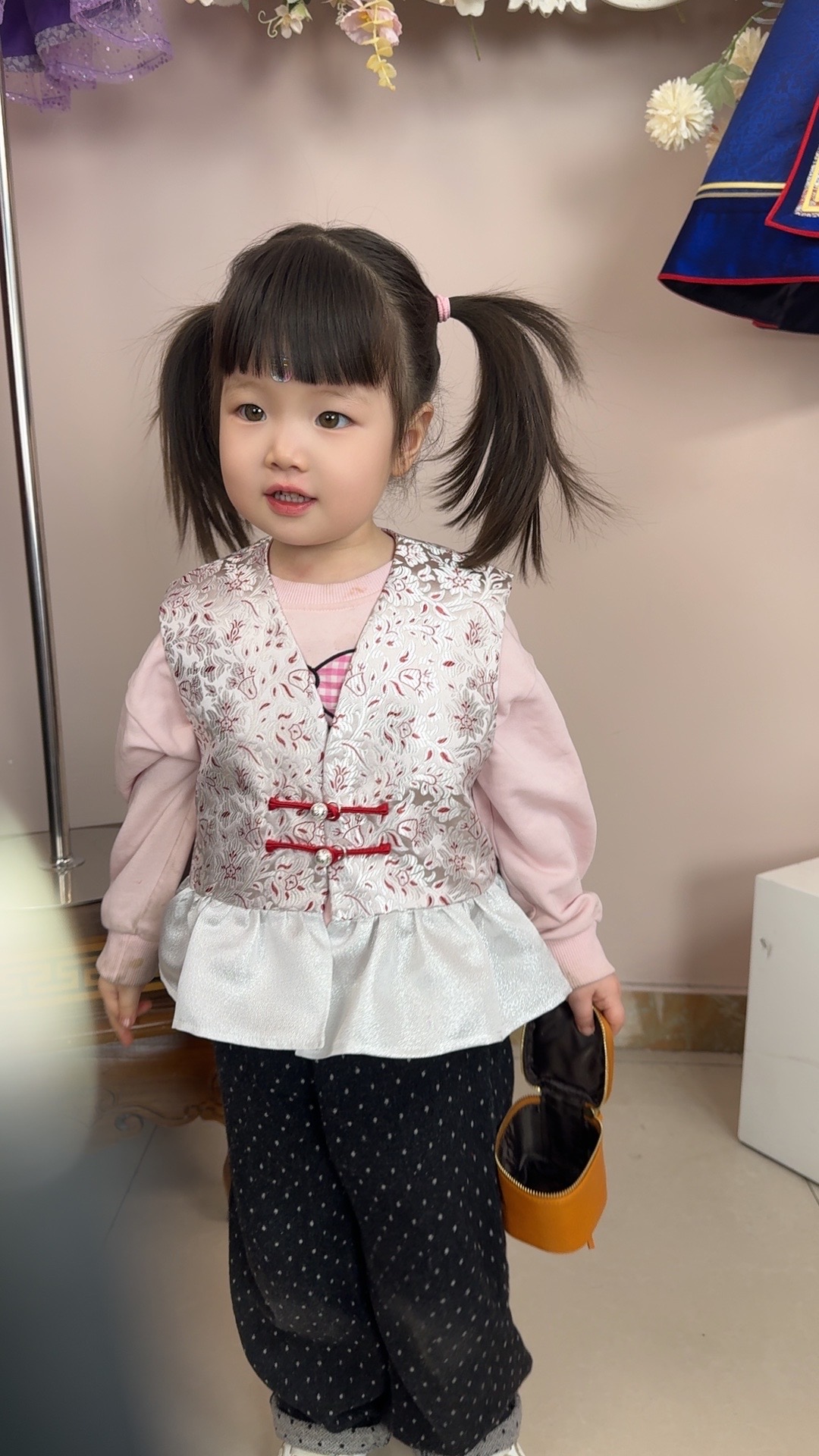 【蒙善妈】小香风木耳边马甲女宝宝走秀拜年服儿童时尚