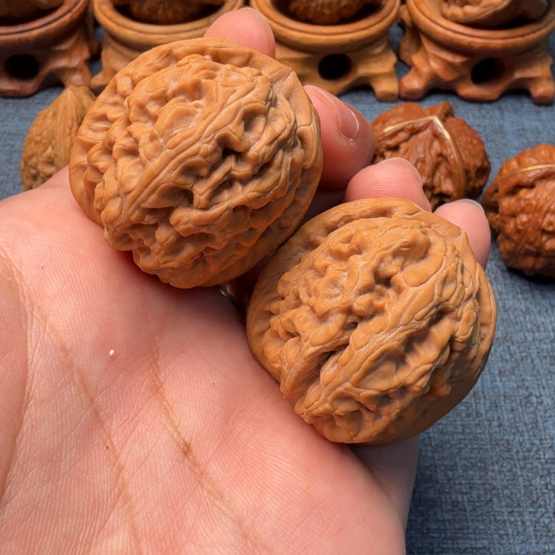 文玩核桃把件槐*红锦鲤41尺寸1849