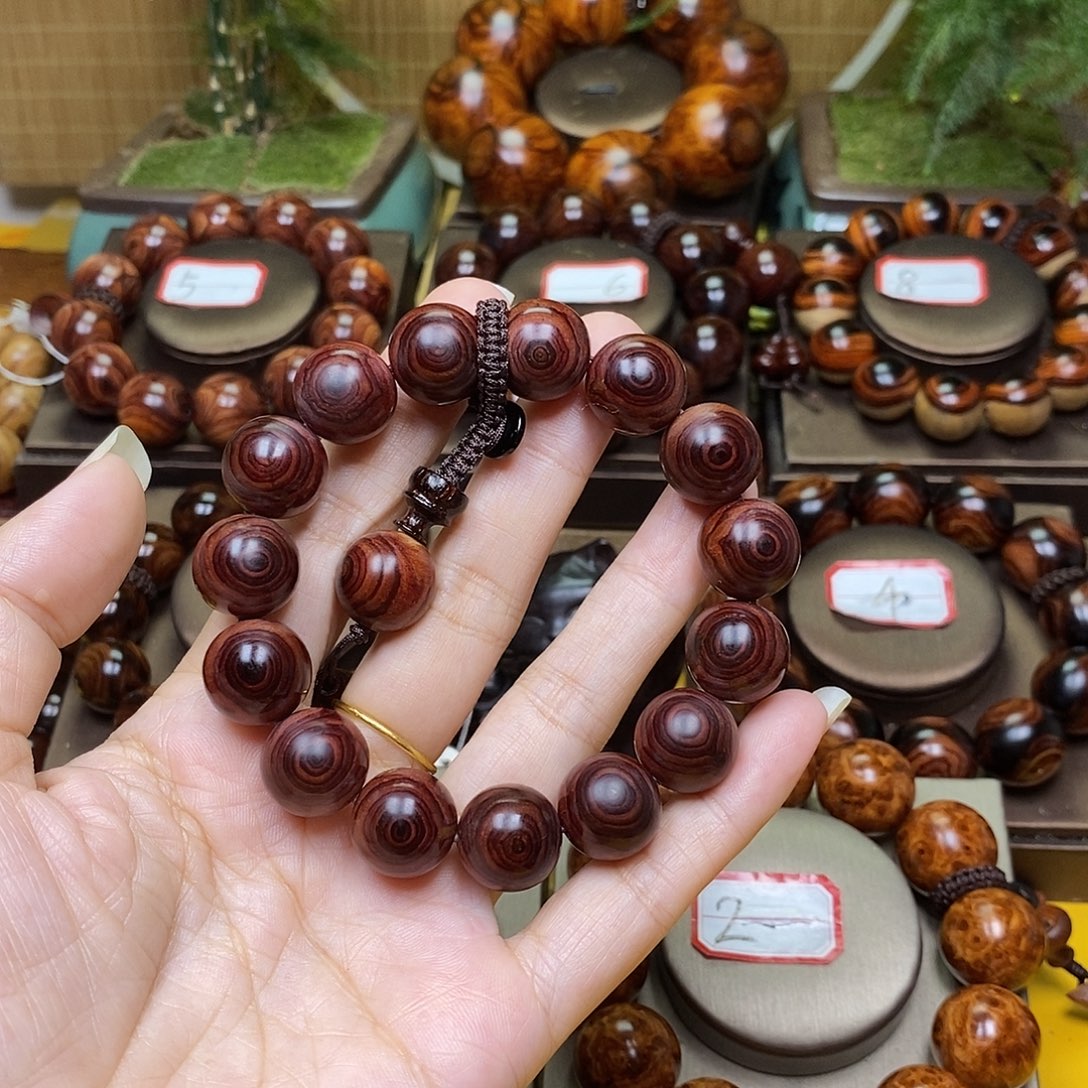 一***蘅花梨木类1.55-1.5-1.5