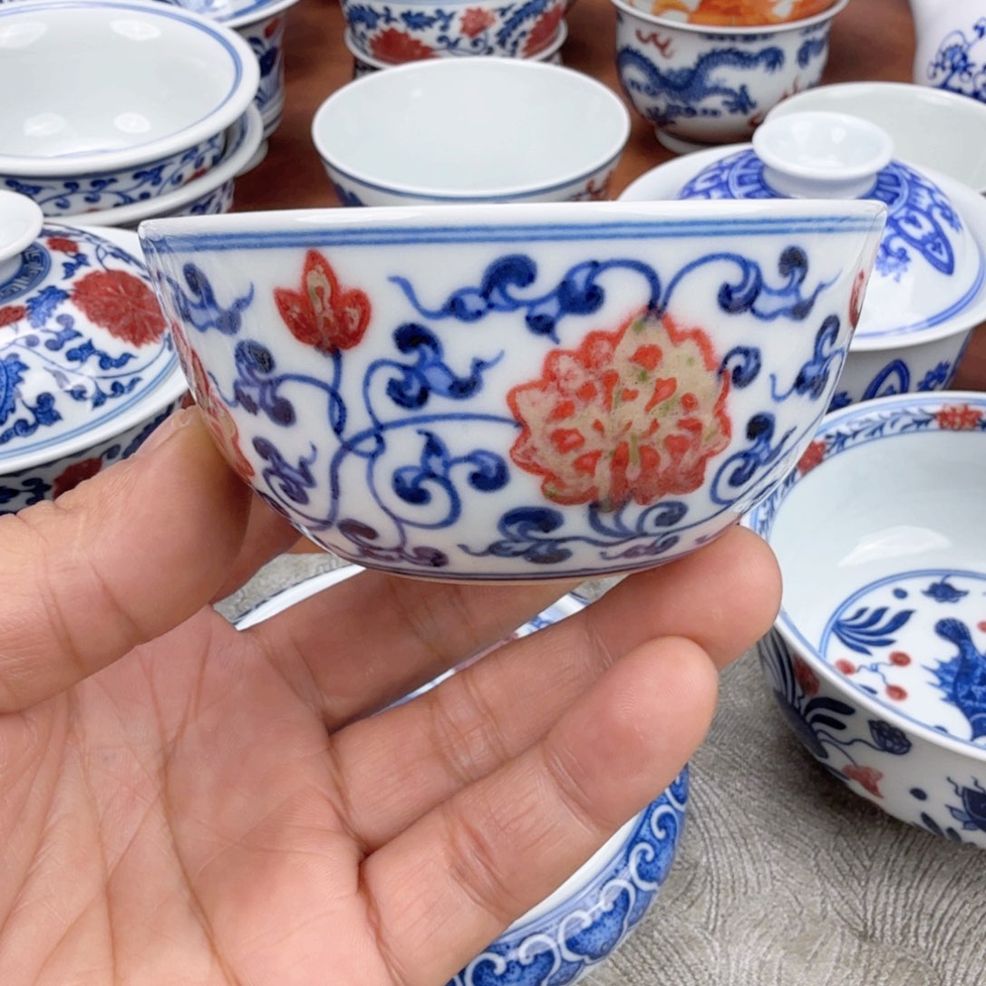 陶摆件青花瓷器釉里红