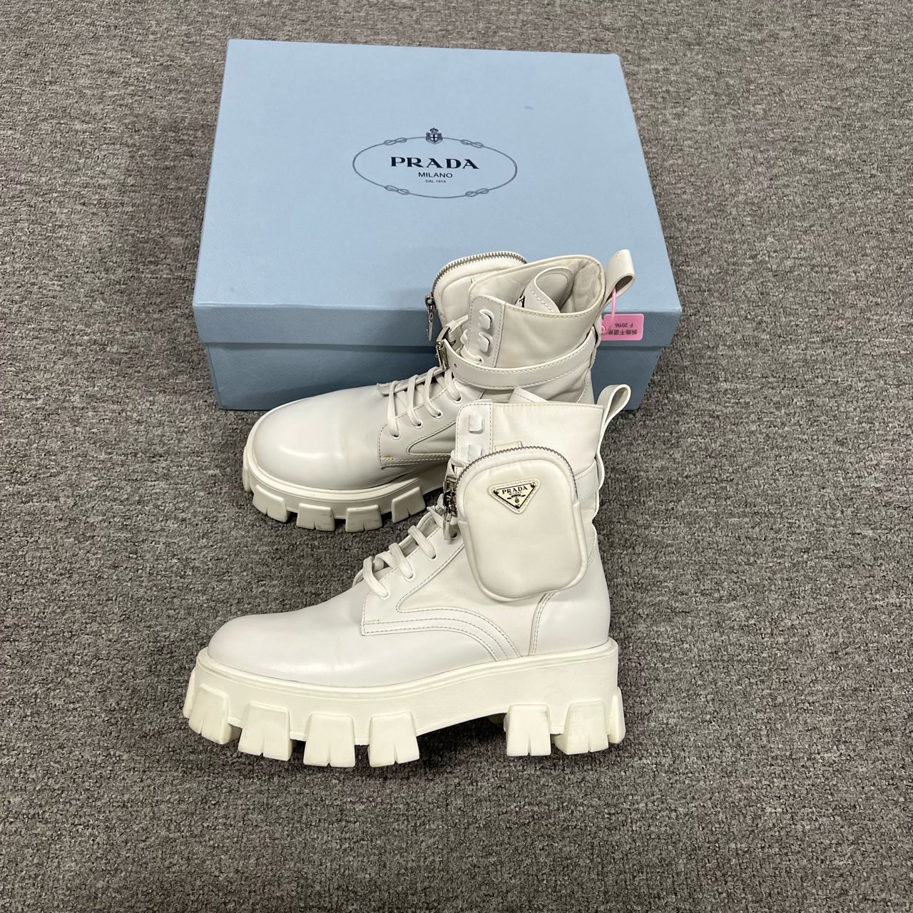 99新 AMIPARIS prada 白色靴子39码