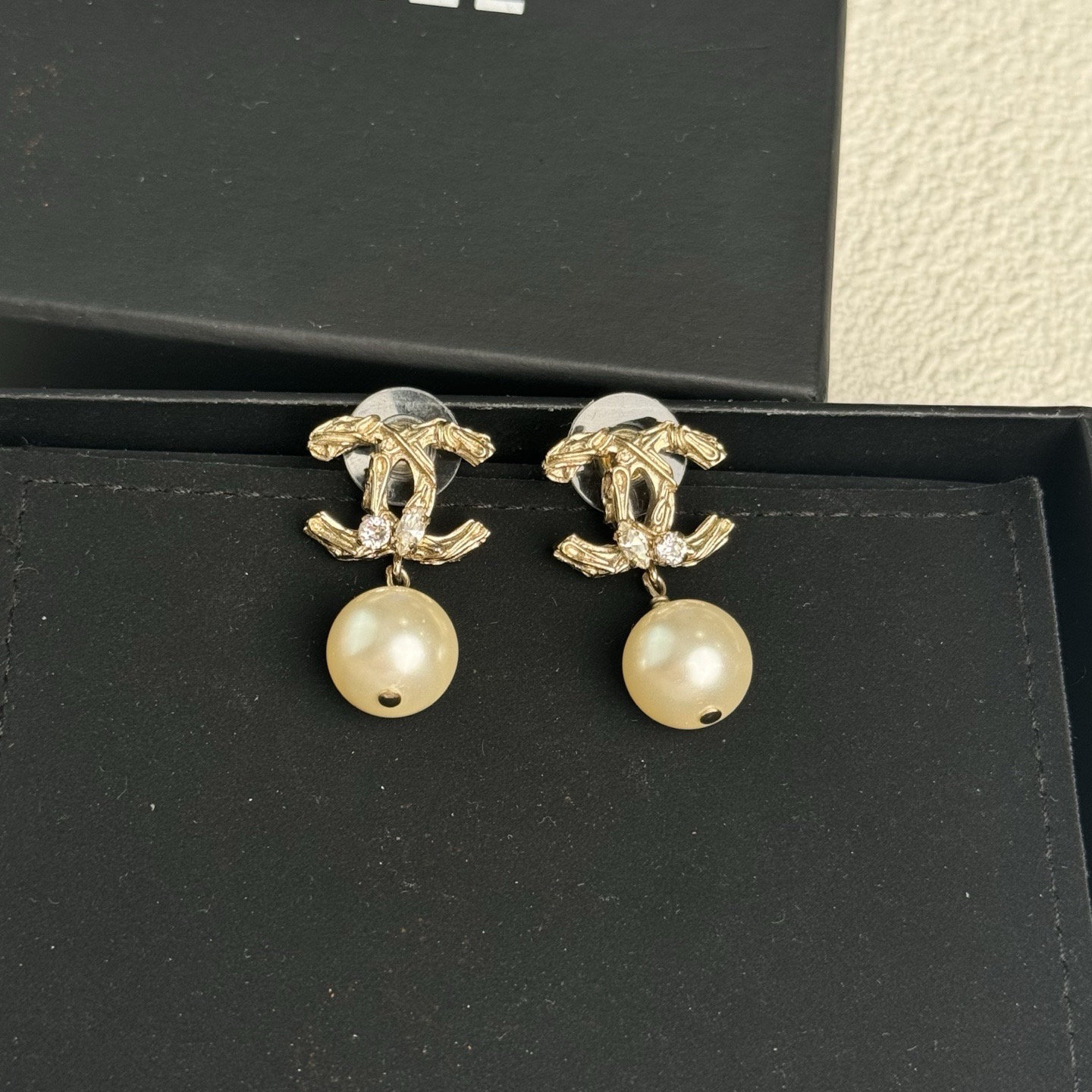 95新 Chanel/香奈儿 泡泡中古Chanel浅金色水钻珍珠吊坠耳钉