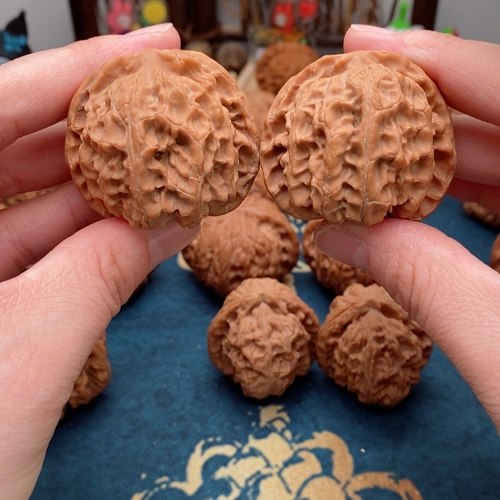 文玩核桃把件苹果园42