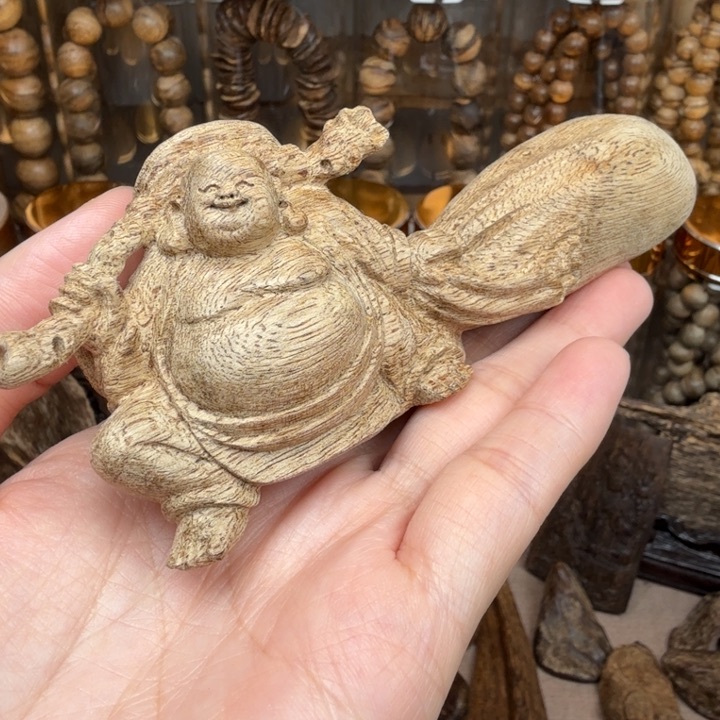 沉香沉香碎屑柬埔寨沉香弥勒佛28克