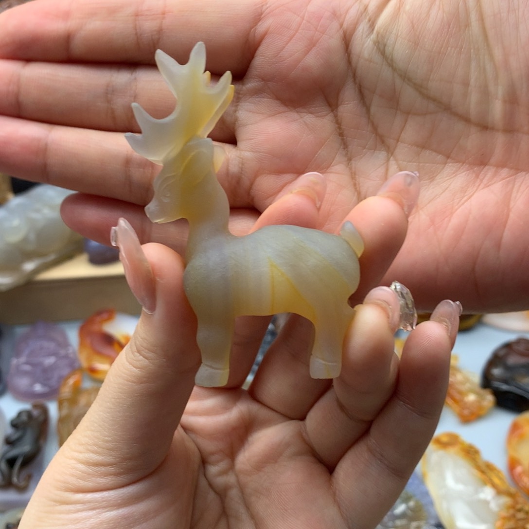 玛瑙/玉髓颈饰未镶嵌小*宝