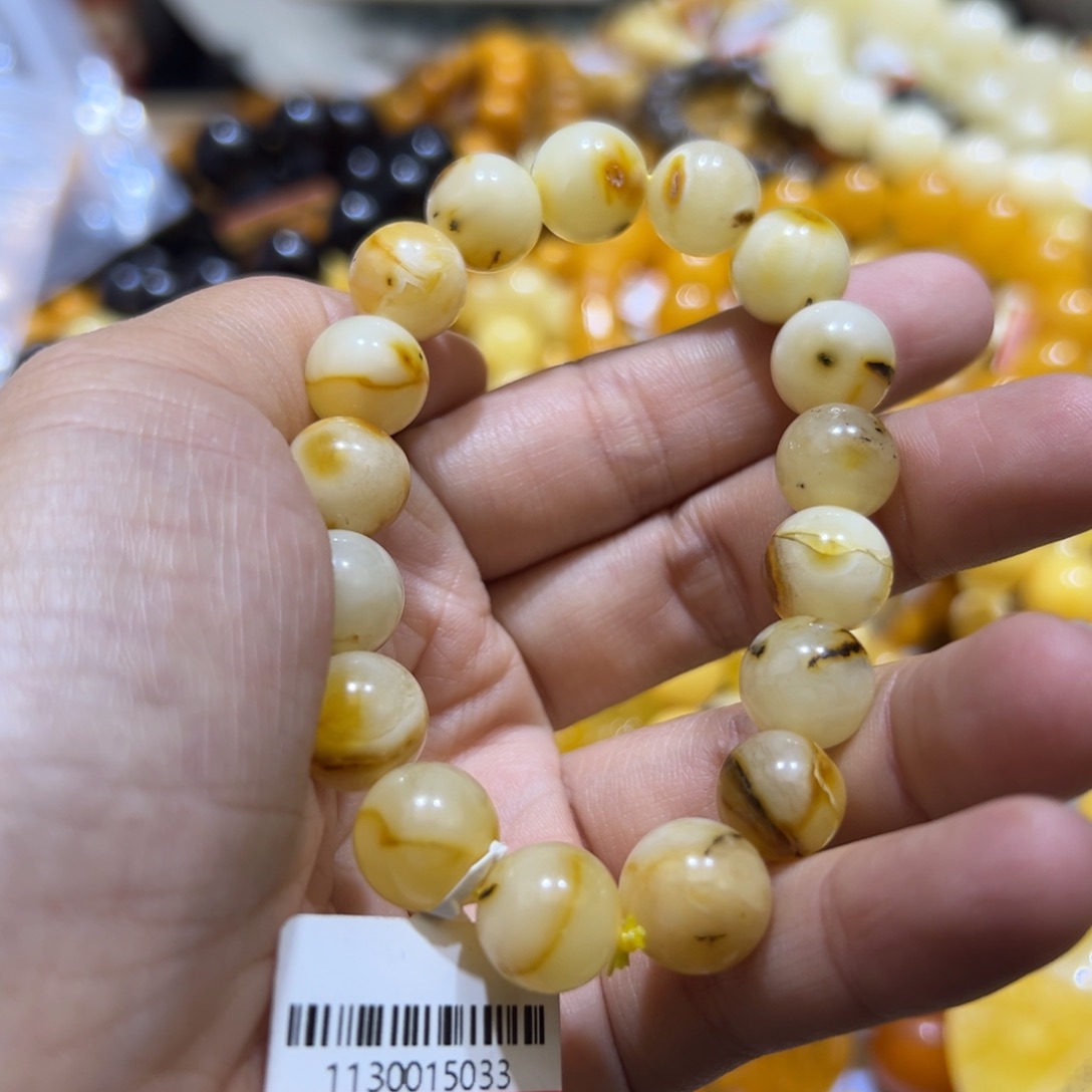 琥珀珠宝奇石未镶嵌