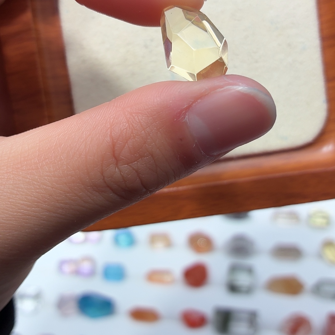 水晶银S925镶嵌珠宝半成品柠檬黄随型