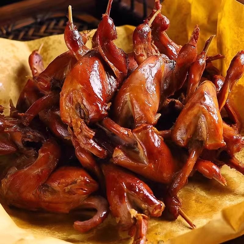 【10只超划算C】香辣椒麻鹌鹑整只熟食卤香零食解馋真空包装卤肉
