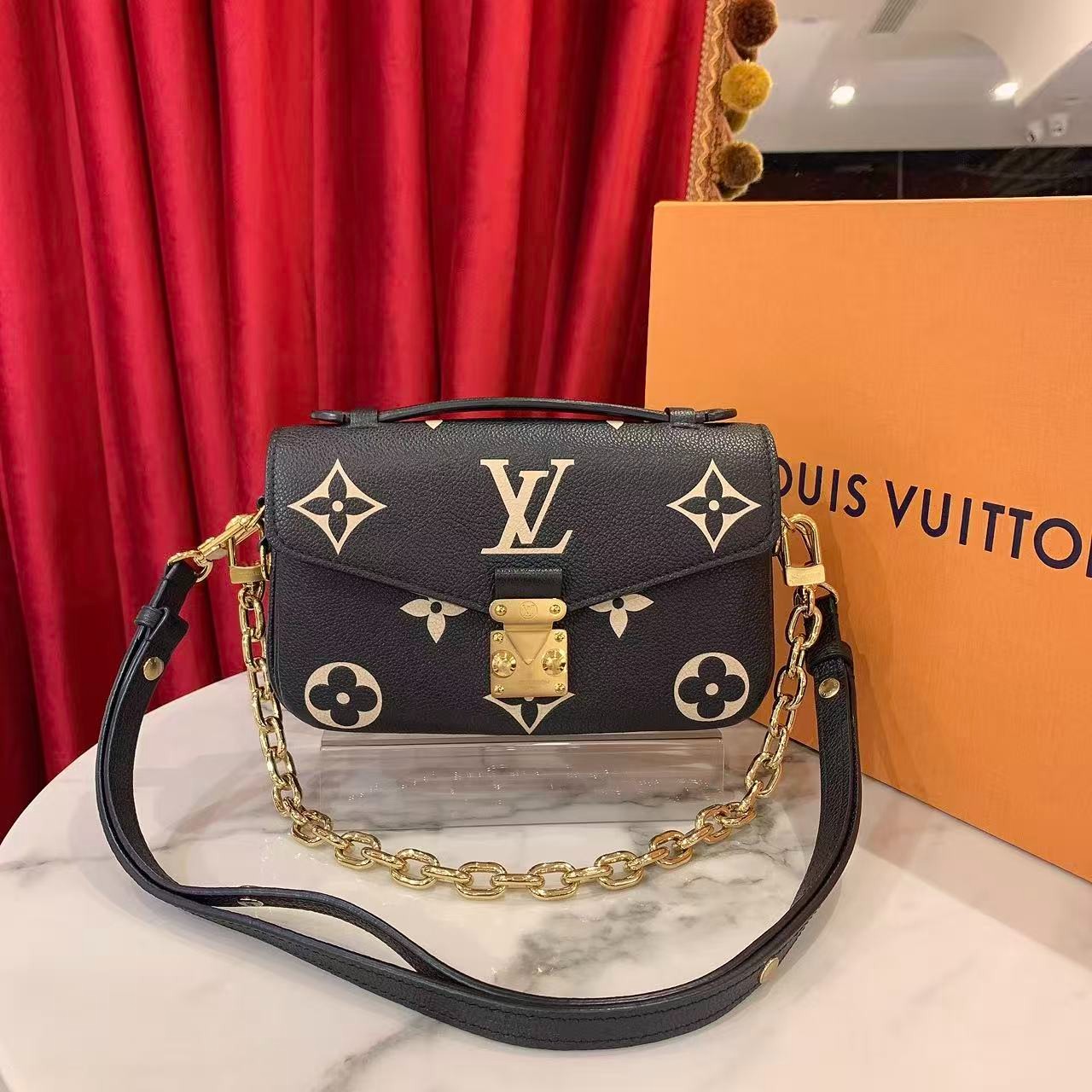 95新 LouisVuitton/路易威登 新款邮差mini黑色金扣芯片35531857