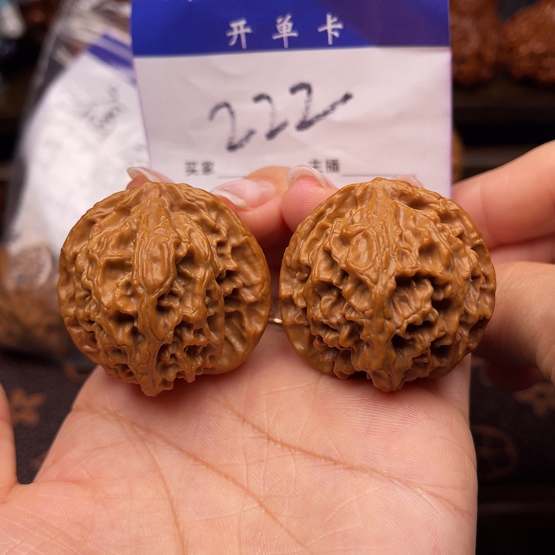 吊坠桃核苹果园38