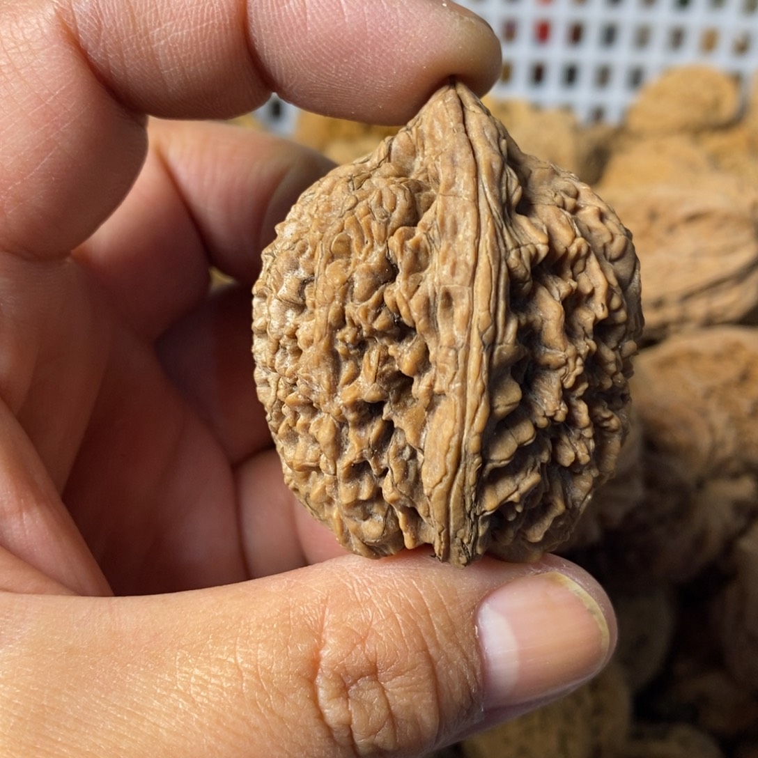 鸿***文玩核桃吊坠文玩核桃