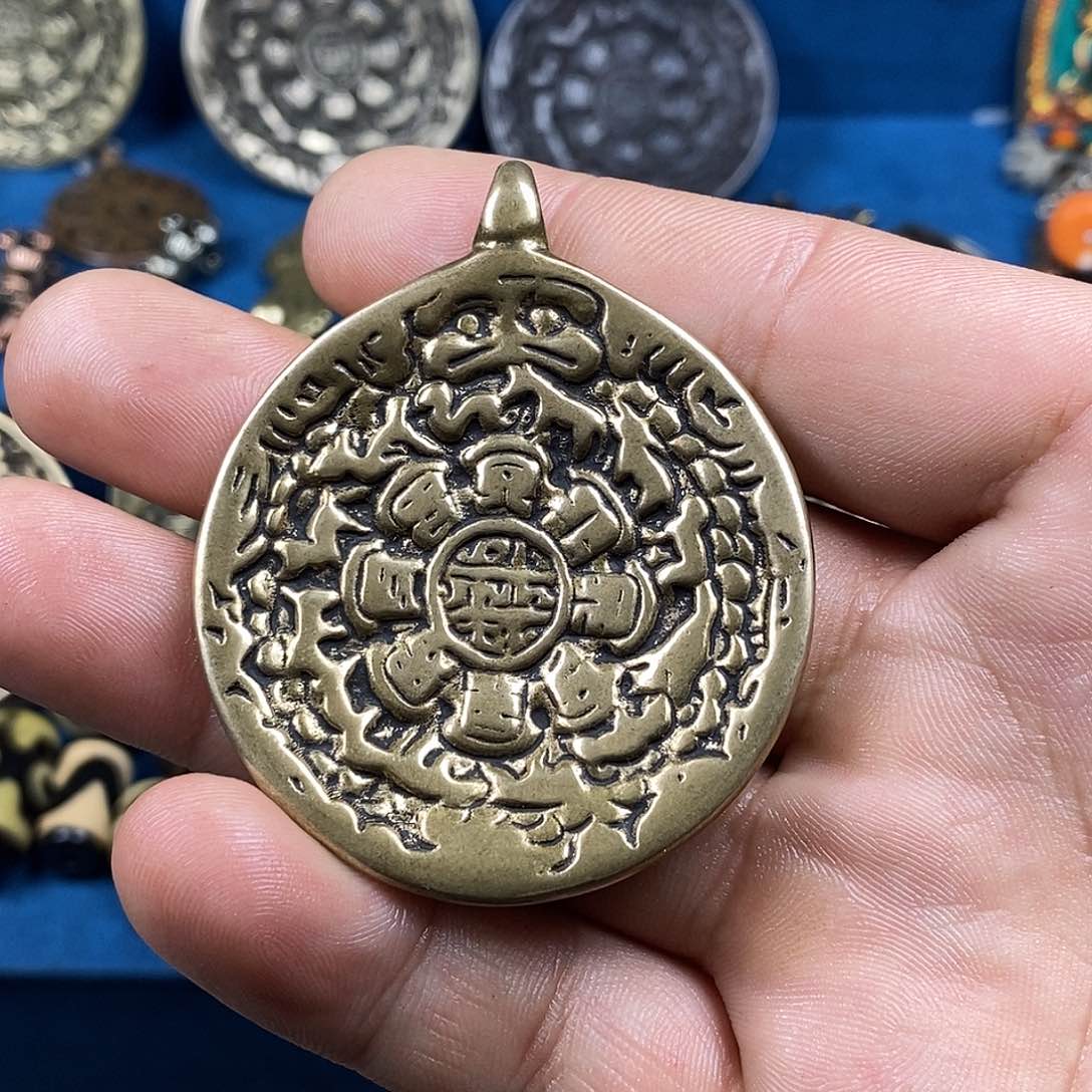 泥塑特色工艺品藏