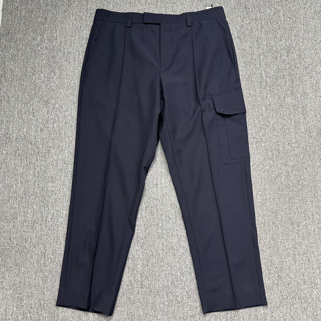 未使用 DIOR/迪奥 男士深蓝色修身工装裤 124801