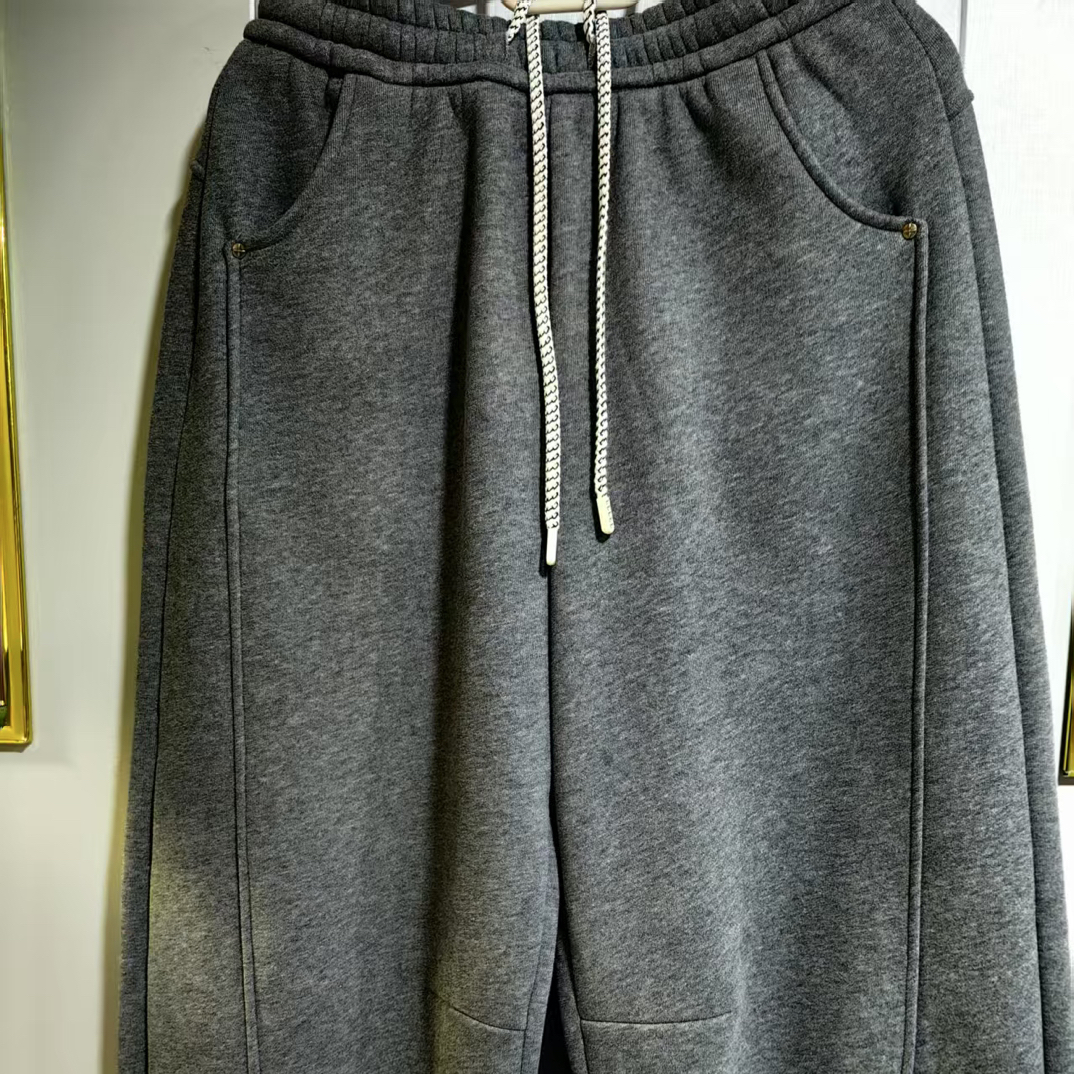 女裤冬季加绒加厚抽绳腰头遮肉显瘦卫裤女御寒