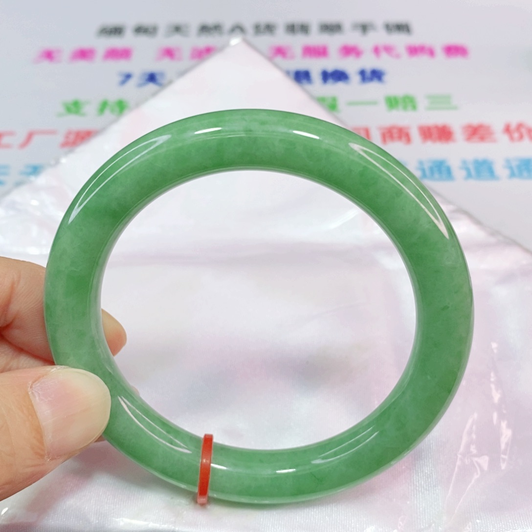 未镶嵌手镯翡翠5556圈口圆条