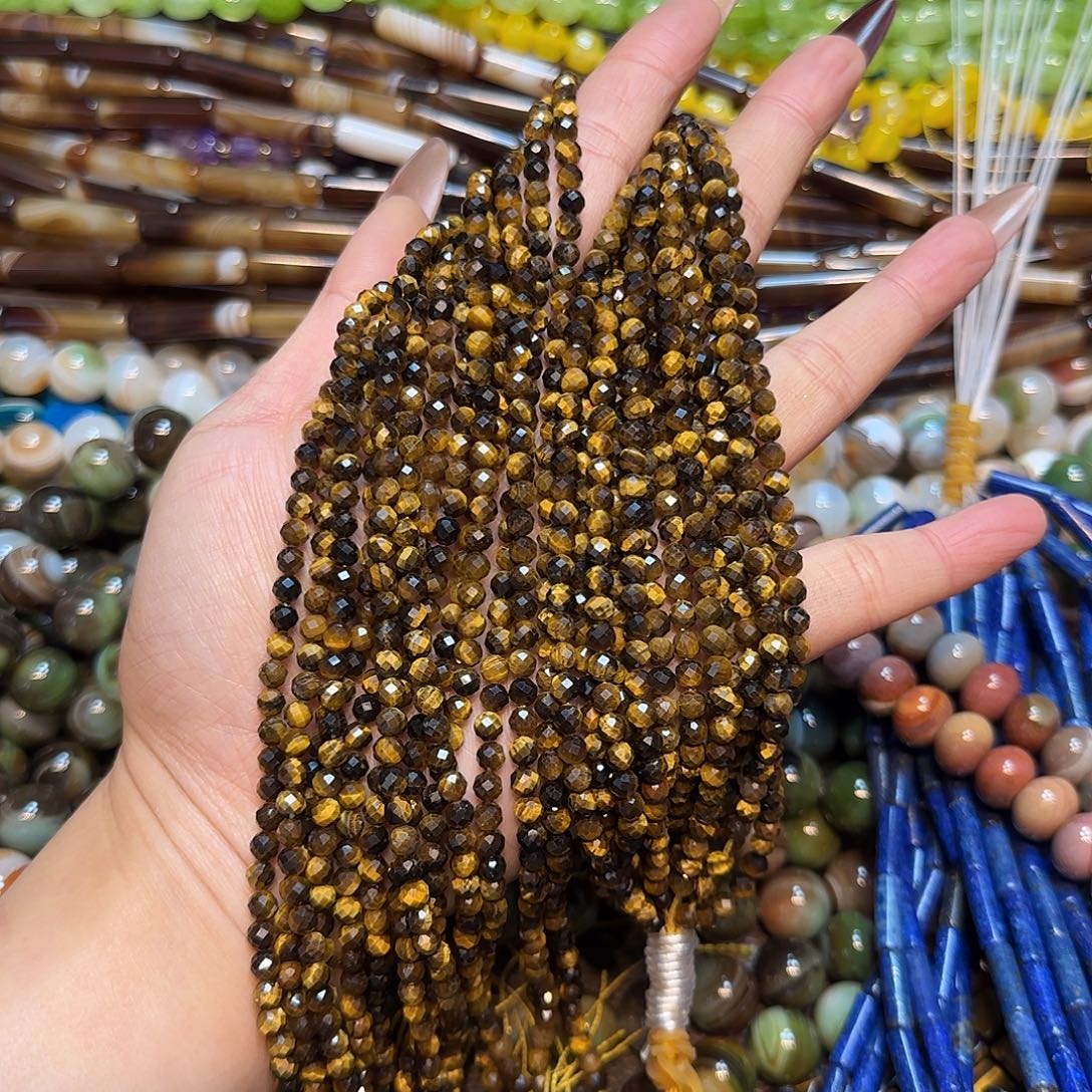 玛瑙/玉髓未镶嵌珠宝半成品A货切面黄虎眼4.5mm一条