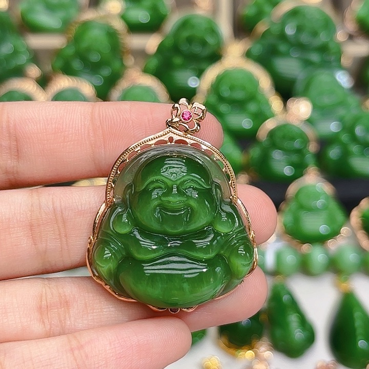 和田玉（碧玉）颈饰18K金镶嵌