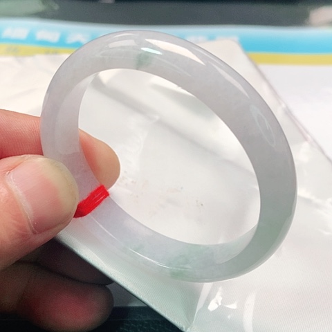 翡翠手镯（贵妃镯）未镶嵌