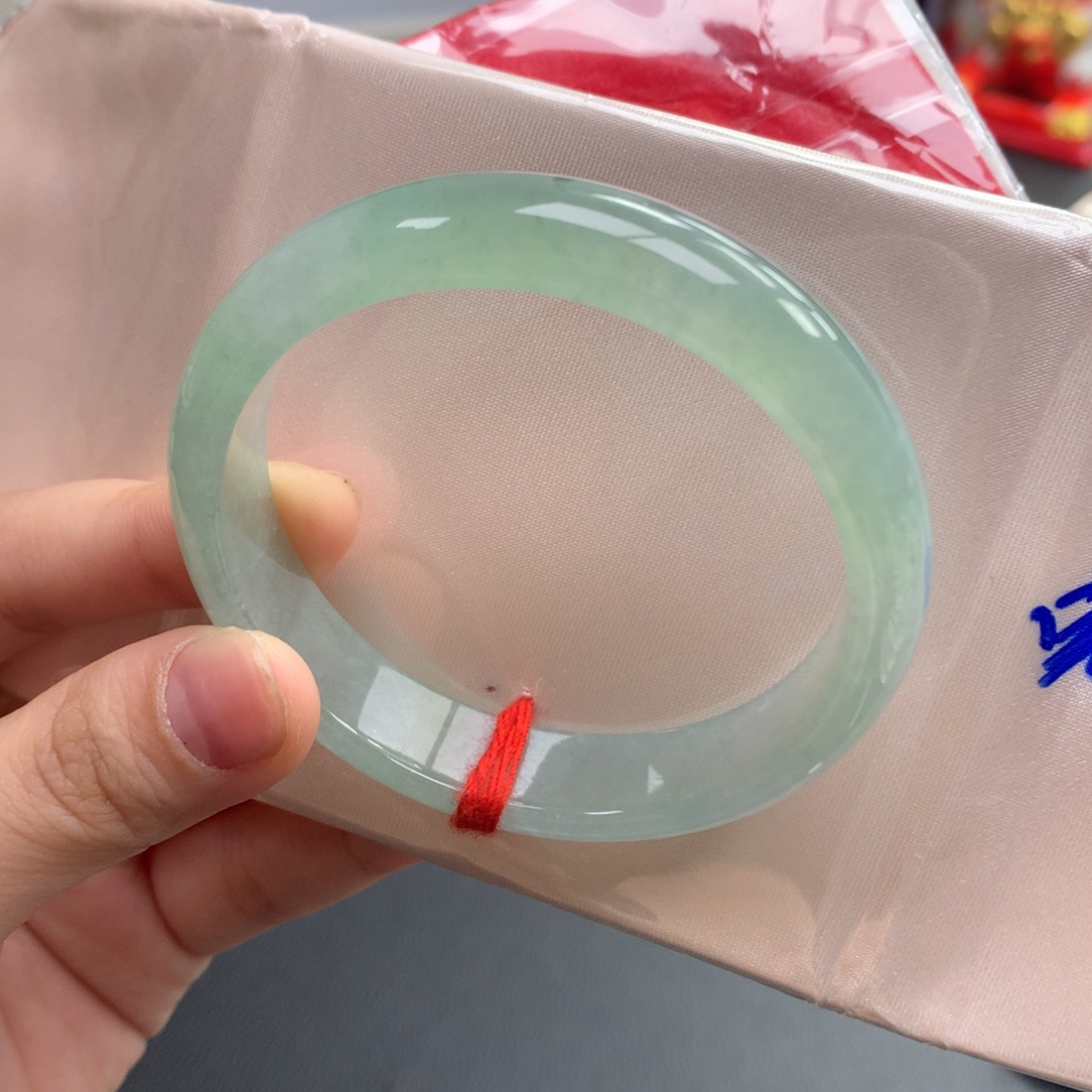 翡翠未镶嵌手镯6号