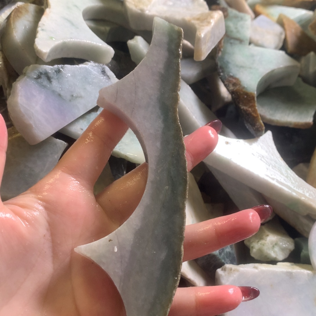 翡翠颈饰未镶嵌缅甸翡翠