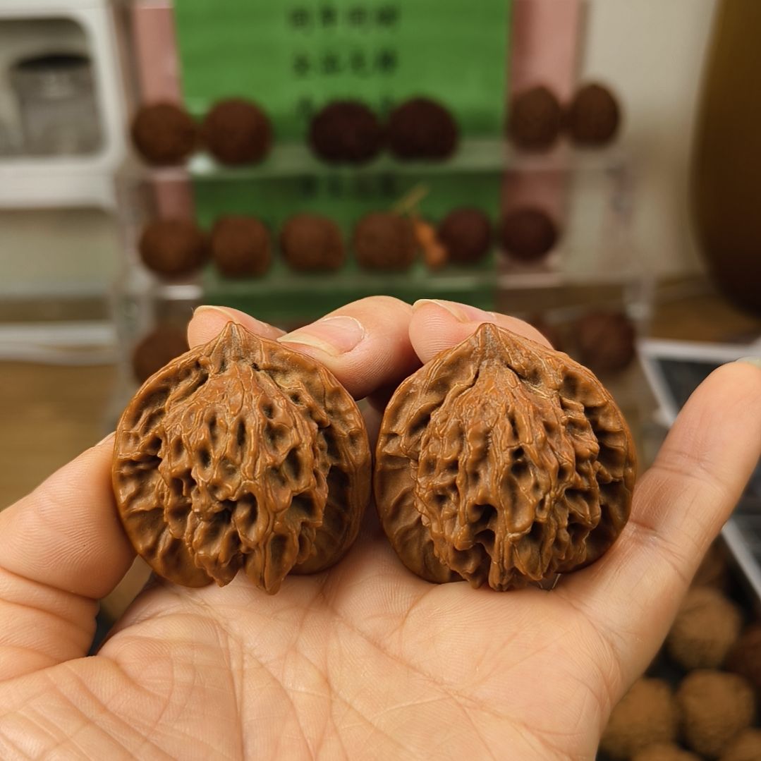 吊坠文玩核桃老树盘山