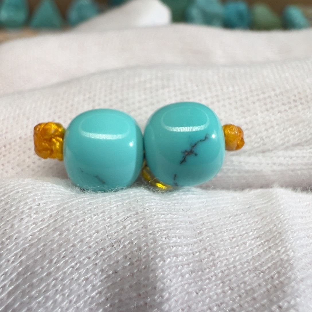 绿松石配饰未镶嵌