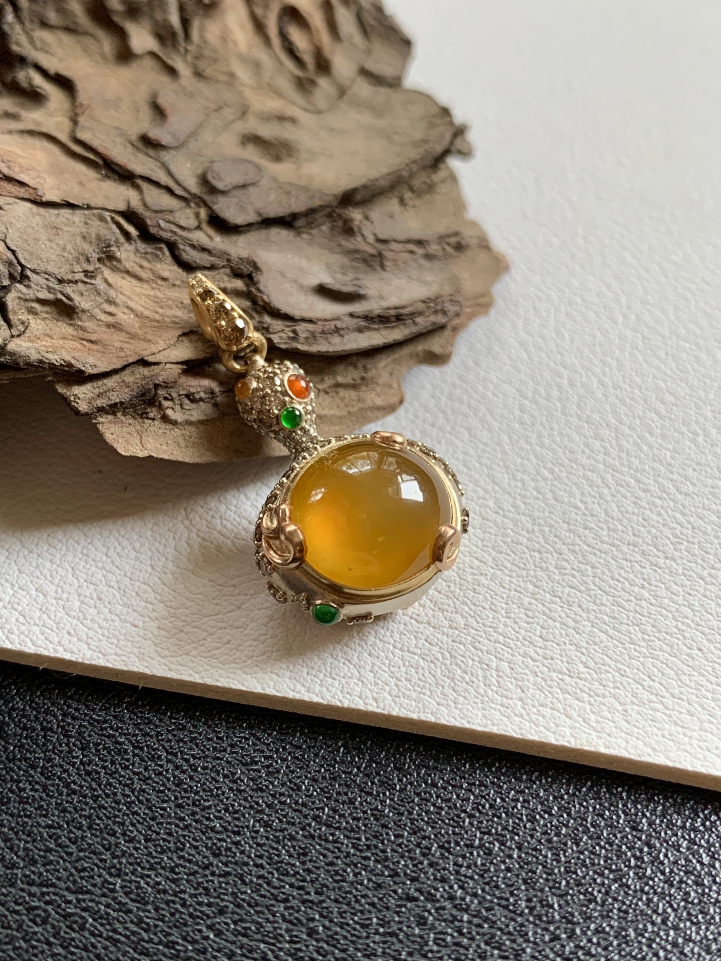 佳佳翡翠 天然缅甸A货翡翠冰黄镶嵌葫芦吊坠挂件