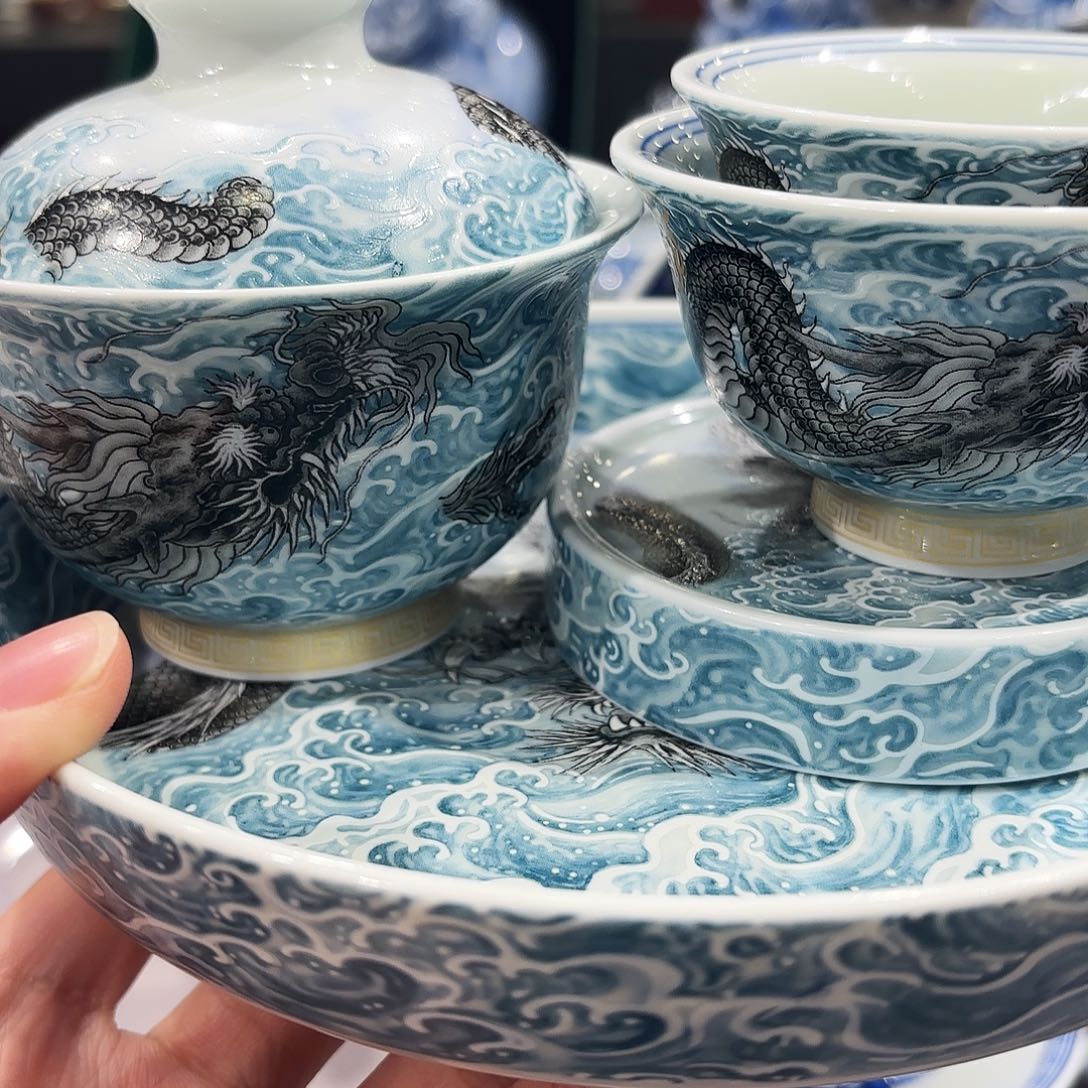 瓷片景德镇美术出版社