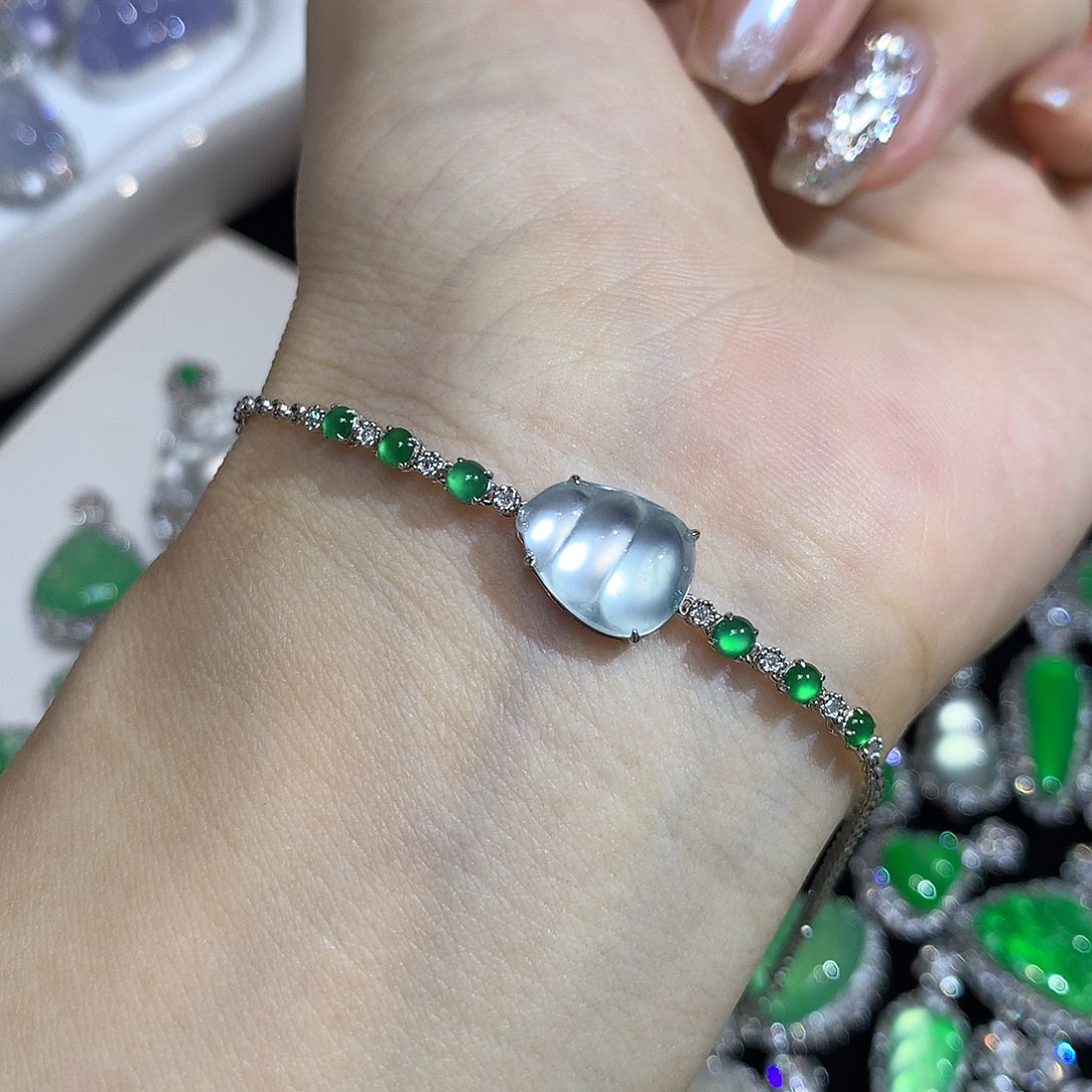 翡翠手链18K金镶嵌福豆