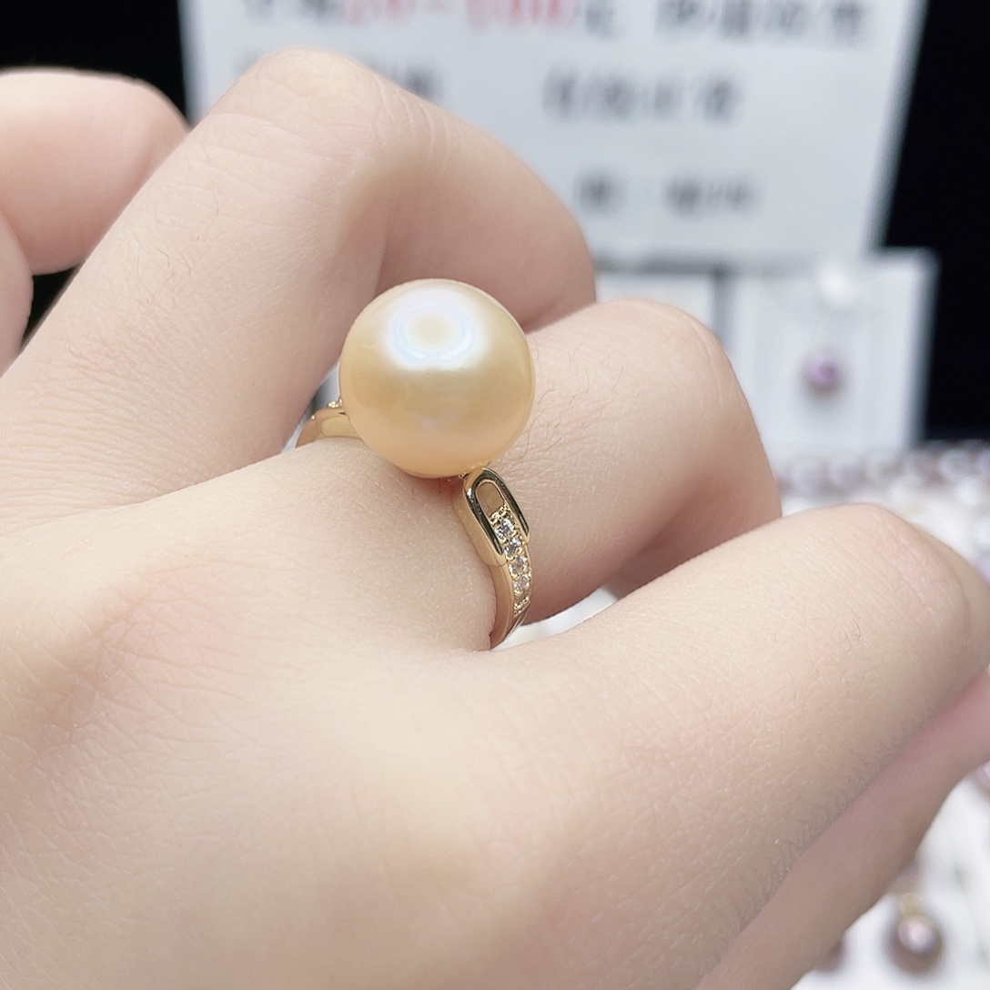 淡水珍珠吊坠(赠链)合金