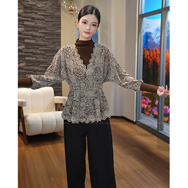 2025秋冬新款【ZM-995】法式气质时尚收腰显瘦不起球蕾丝名媛上衣